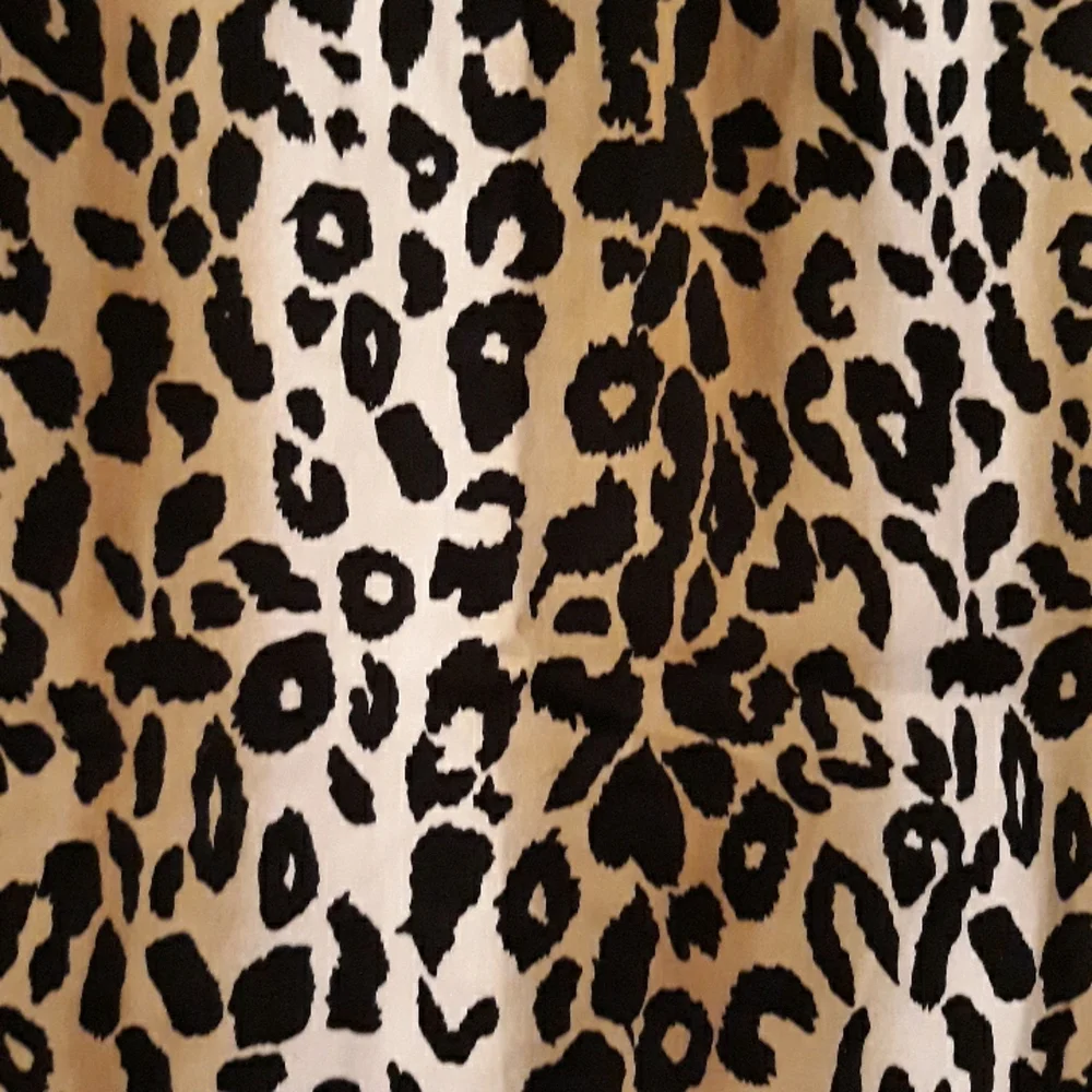 Grace Elements Leopard Skirt Size 8 - Picture 3 of 5